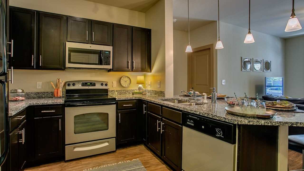 Tenth and Tusk - Photo 2 of 32