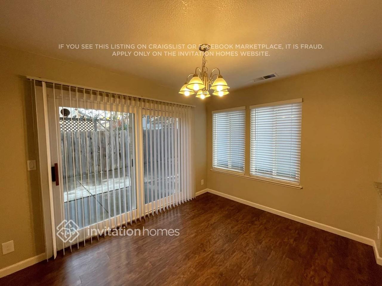 8848 Redwater Dr - Photo 5 of 14