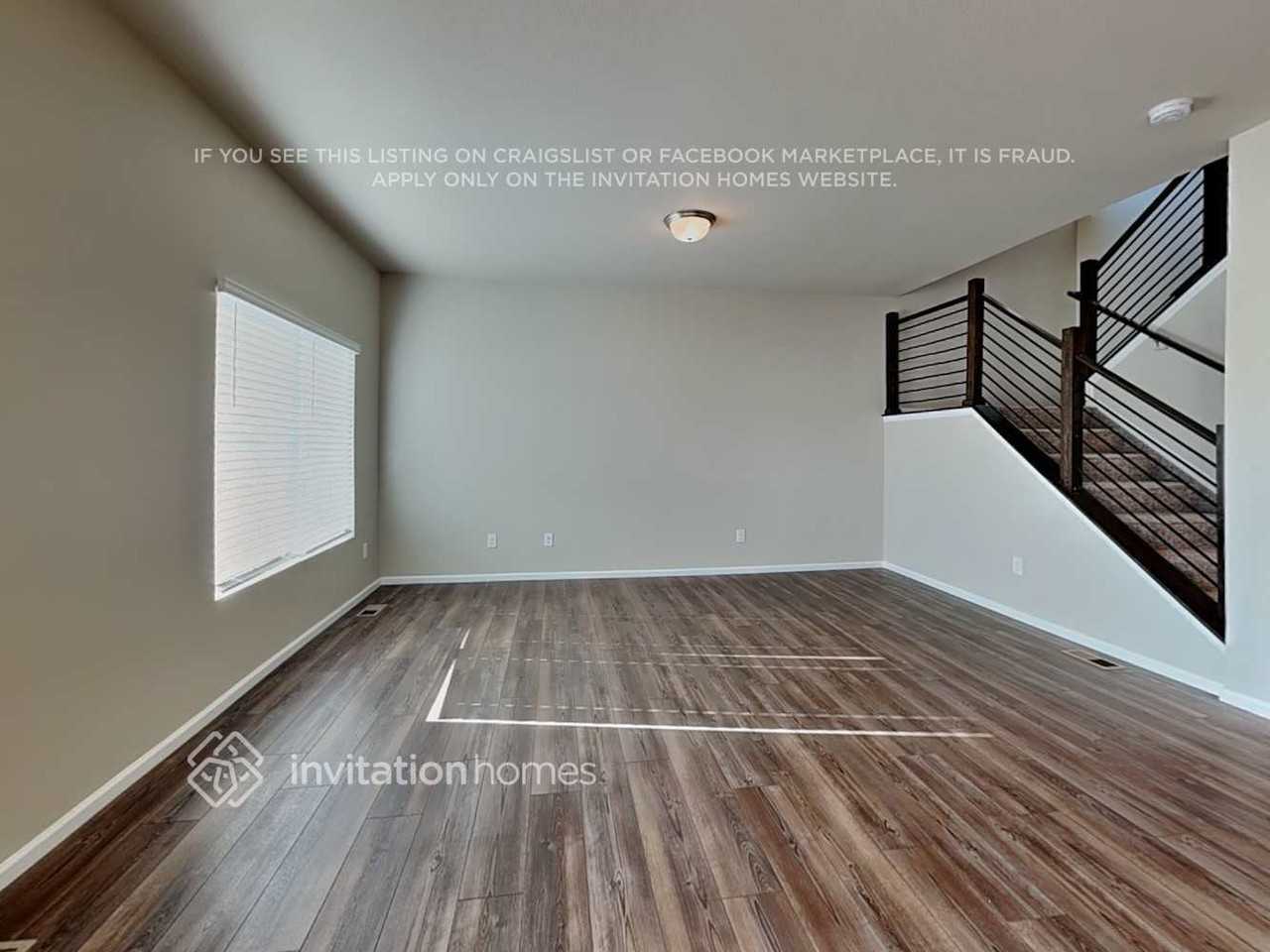 11287 House Finch Ln - Photo 3 of 19