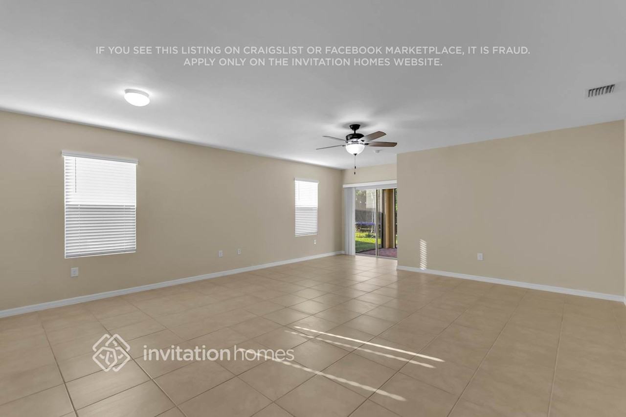 3310 Acapulco Cir - Photo 5 of 29