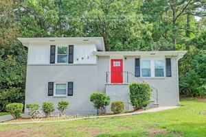 featured image of 982 Hutchens Rd Se
