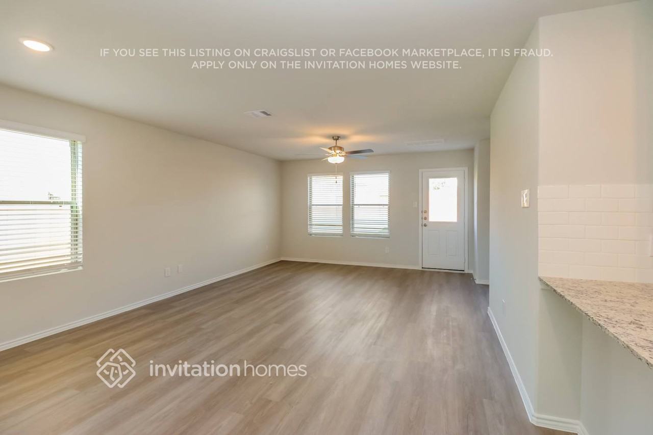 10727 Sunlit St - Photo 5 of 21