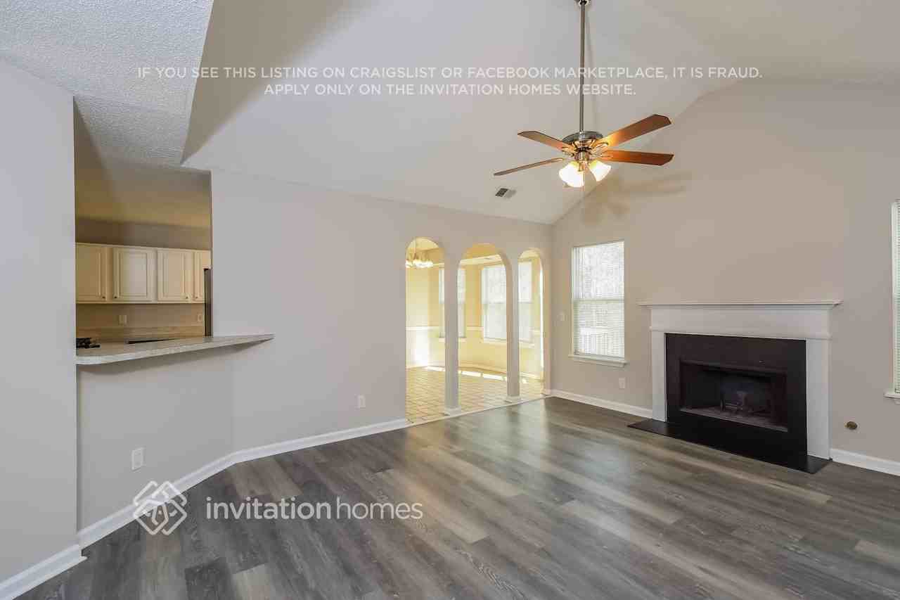 4871 Mosley Chase Way - Photo 2 of 16