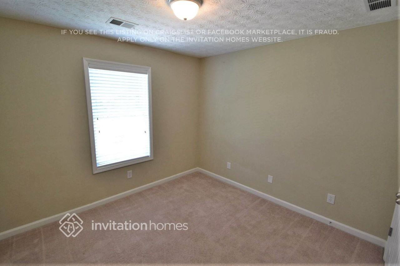 537 Emerald Pt - Photo 6 of 12