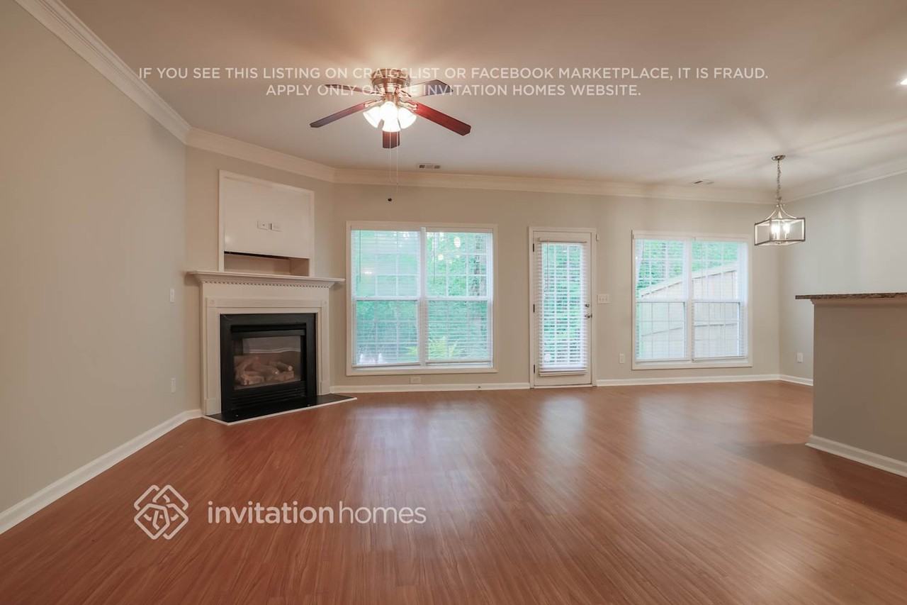 12881 Deer Park Ln - Photo 2 of 16