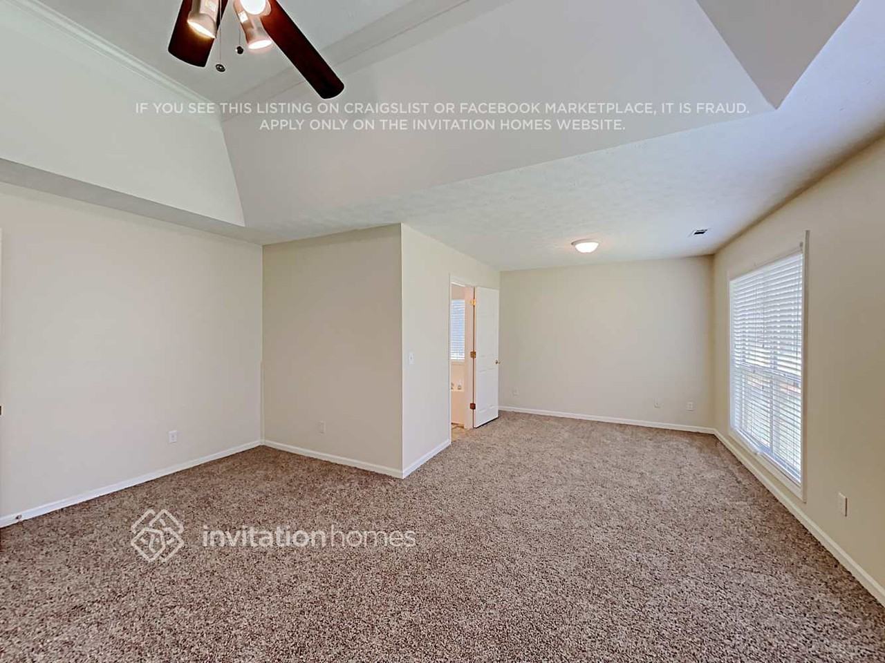 1530 Devonshire Way - Photo 7 of 17