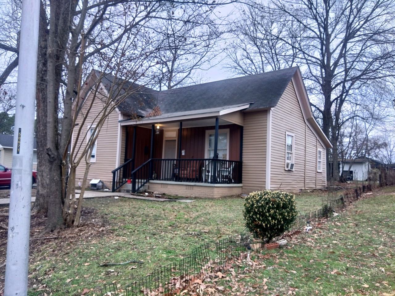 409 W 20th St #B - Photo 2 of 2