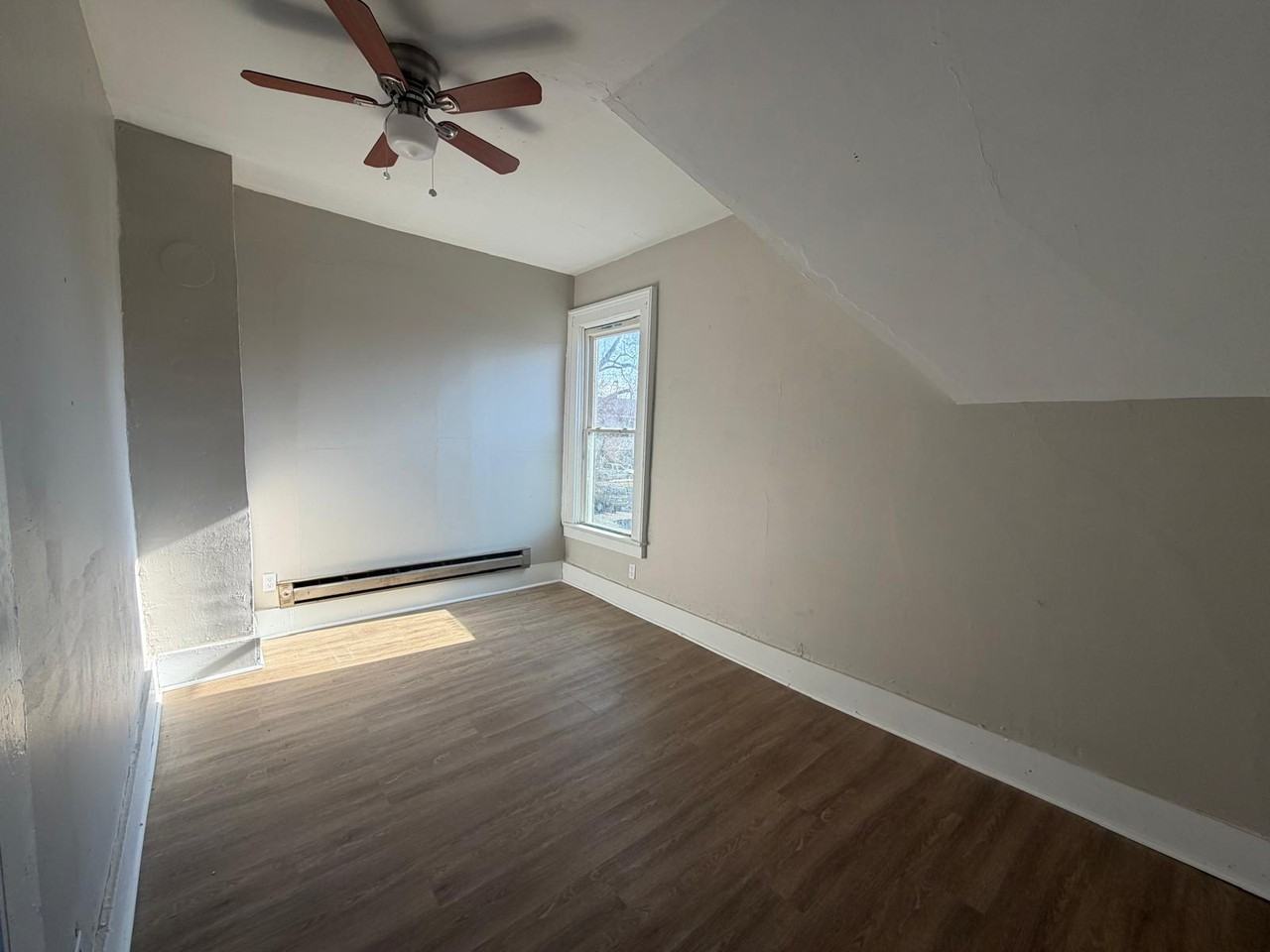 606-608 W North stUnit 608-2 #608-2 - Photo 3 of 9