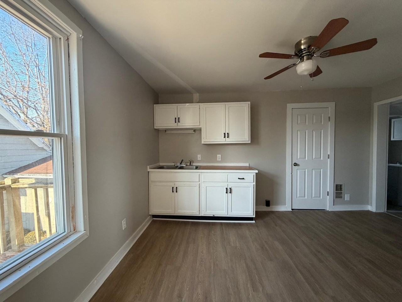 606-608 W North stUnit 608-2 #608-2 - Photo 4 of 9