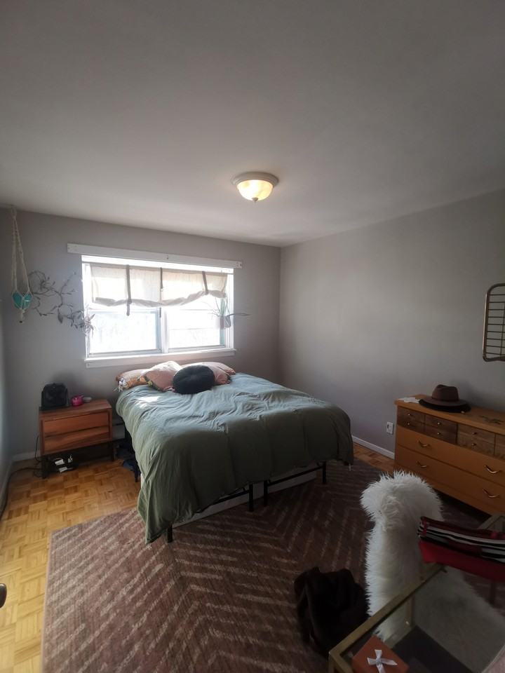 500 Clarence - Photo 3 of 8