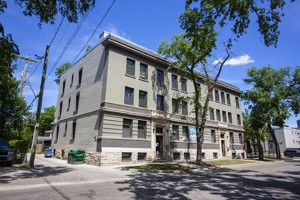 featured image of 667/669 Wolseley Ave