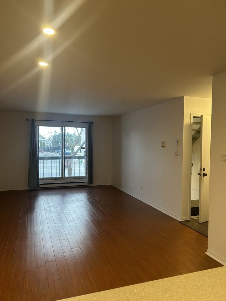 18124 Pierrefonds - Photo 6 of 8