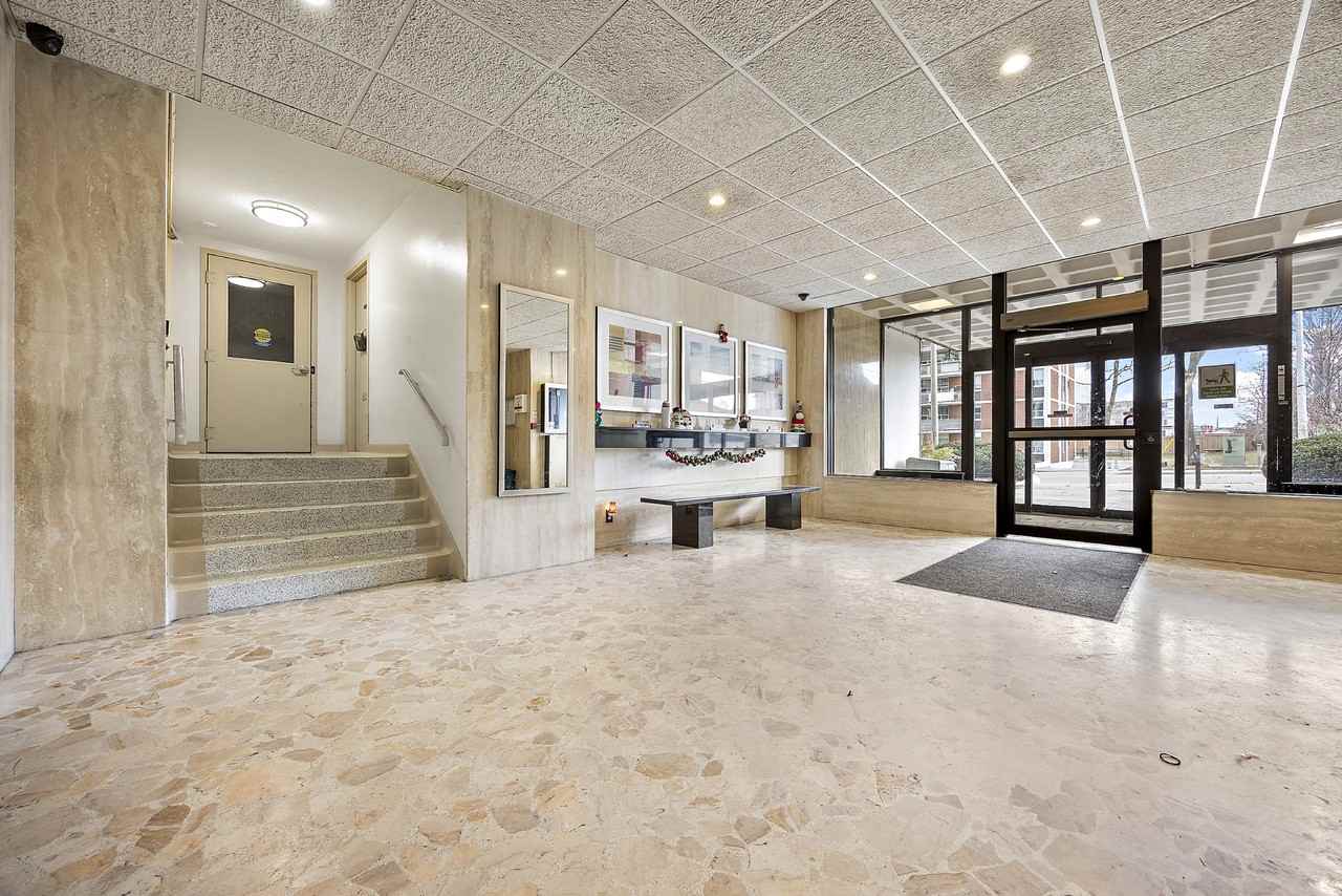 30 High Street East - Photo 3 of 18