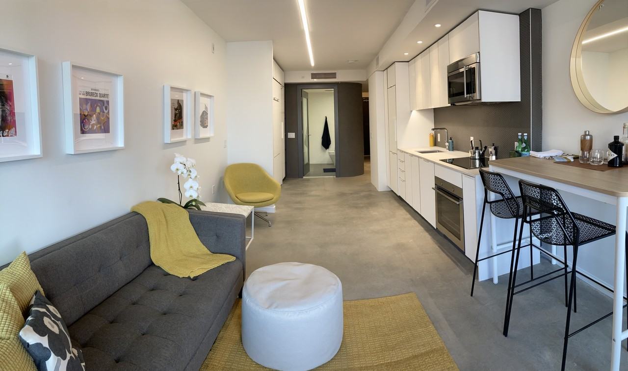 550 East Broadway #307 - Photo 2 of 11