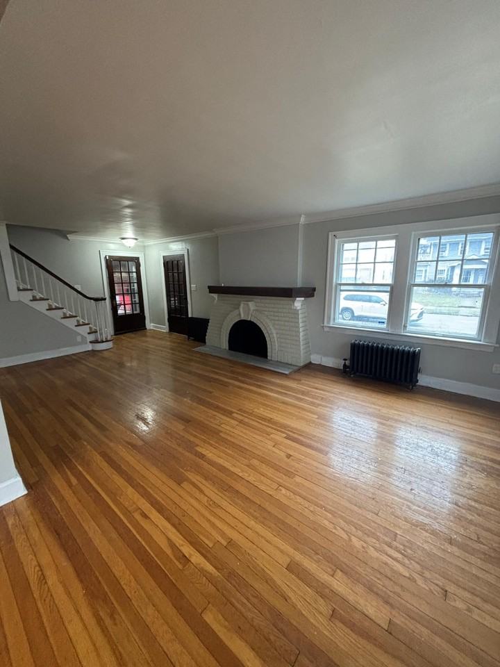 3808 Kirkwood Rd #1 - Photo 5 of 44