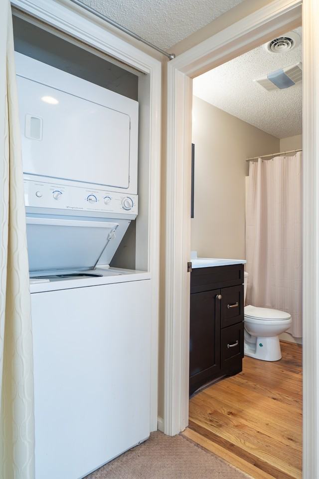 49 Lake Dr Apt M6 #M6 - Photo 7 of 21