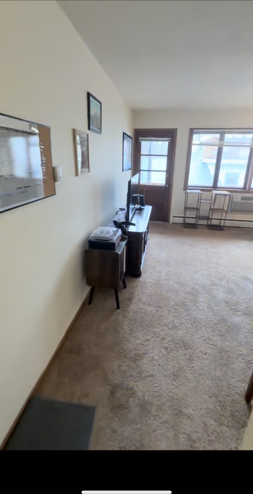 621 5th Ave SE - Photo 4 of 6