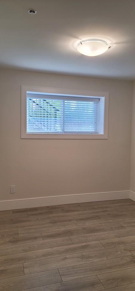 8648 Cleven Drive #Bsmt - Photo 4 of 9