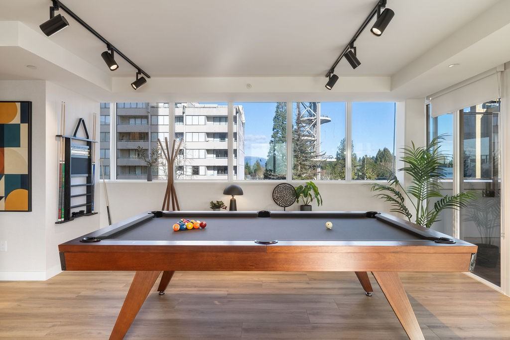 Uptown West - Photo 6 of 43