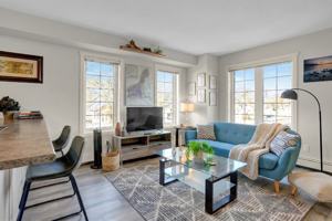 featured image of 1175 Pasqua St