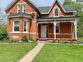 featured image of 30 Wellington St W