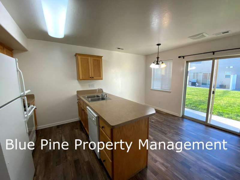 1512 N Stevens Dr #C - Photo 3 of 12