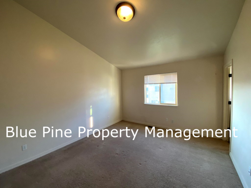 1512 N Stevens Dr #C - Photo 7 of 12