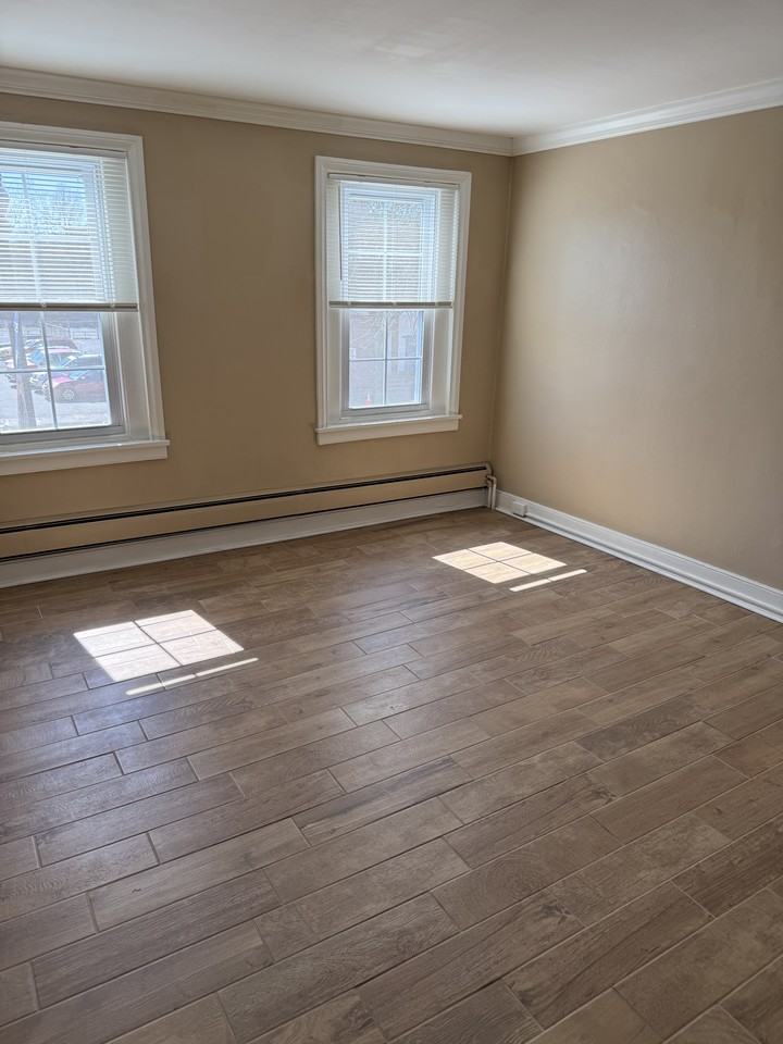 49 East High Street #1 - Photo 5 of 8