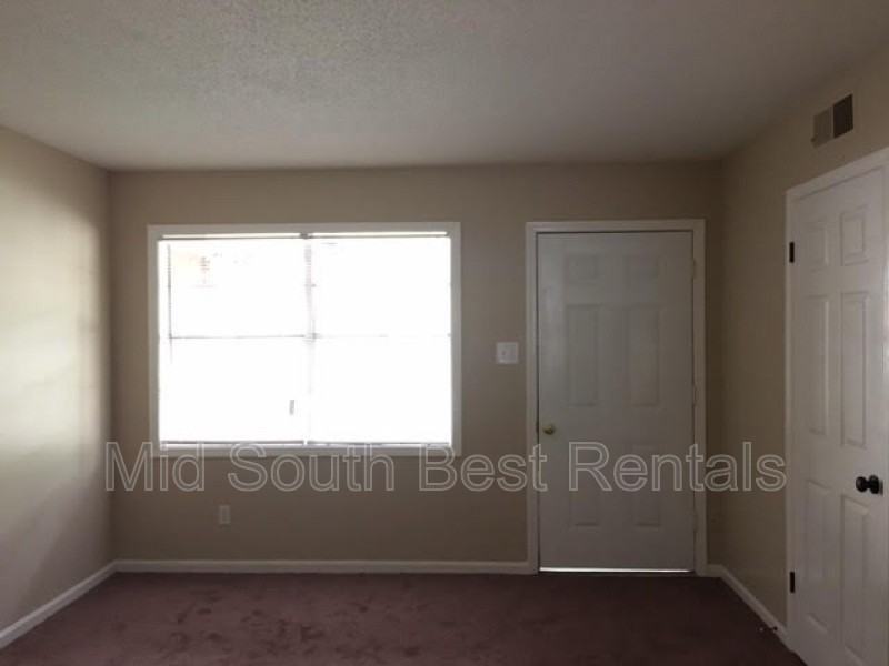 3644 Tessland Rd - Photo 2 of 8