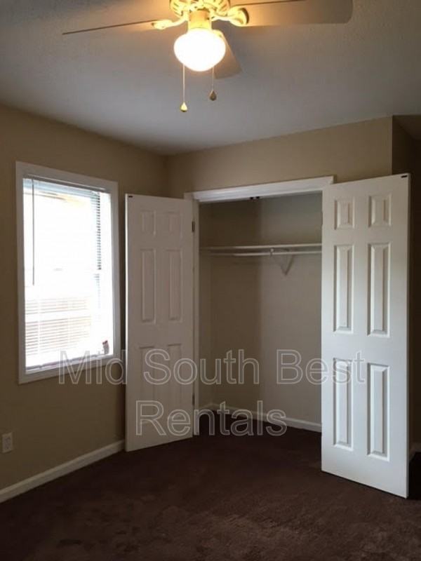 3644 Tessland Rd - Photo 5 of 8