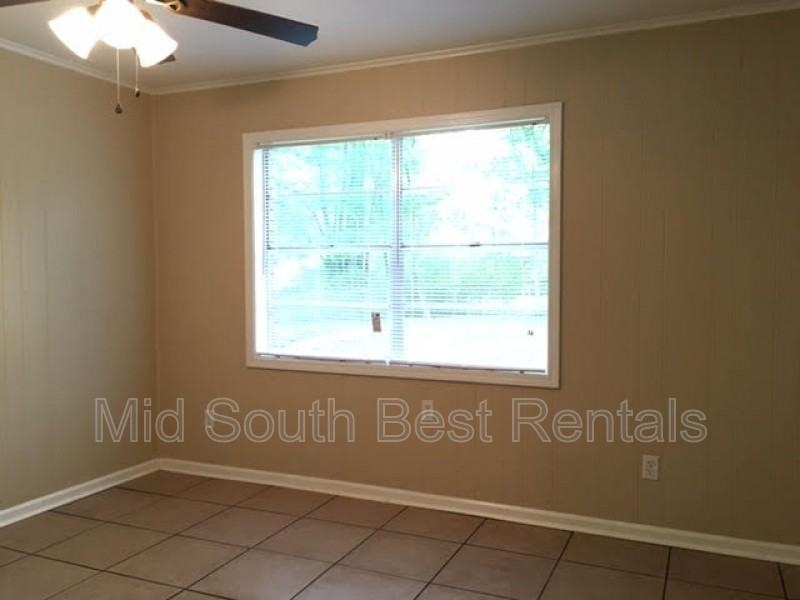 3644 Tessland Rd - Photo 6 of 8