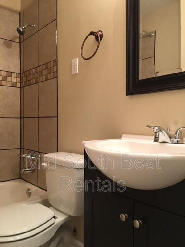 3644 Tessland Rd - Photo 7 of 8