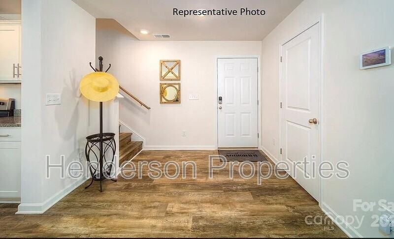 14034 Wilson Mac Ln - Photo 2 of 10