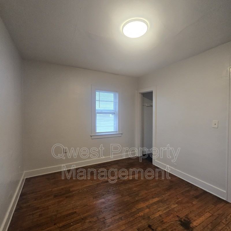 624 Oakdale St Se - Photo 3 of 8