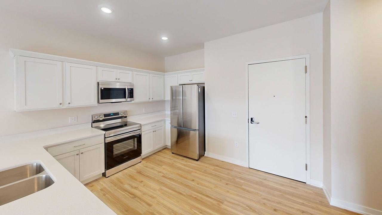 Loftus Apartments - Photo 4 of 30