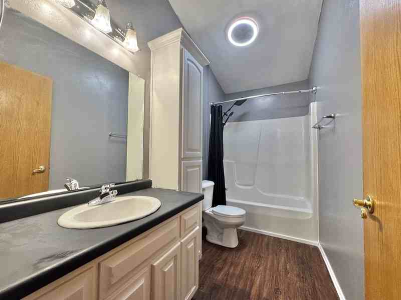 2941 Popplewood Ct - Photo 7 of 11