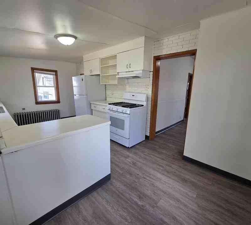 502 W 6th Ave - Photo 5 of 32