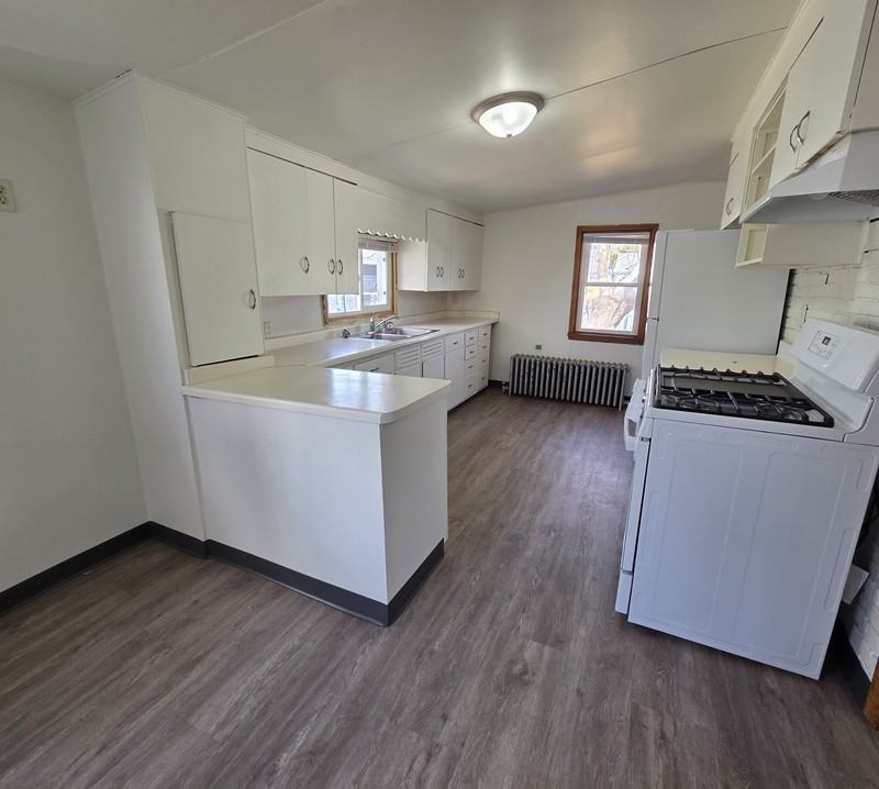 502 W 6th Ave - Photo 6 of 32