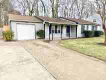 725 Chatsworth Dr - Photo 1 of 1