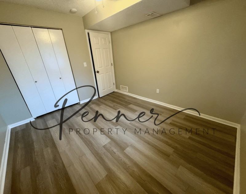 11426 E 71st St - Photo 4 of 8