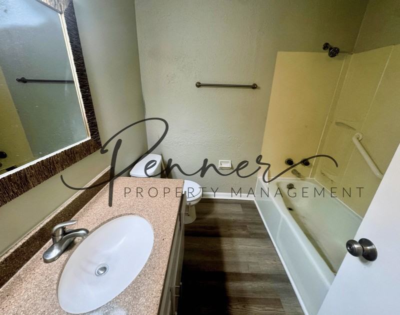 11426 E 71st St - Photo 5 of 8