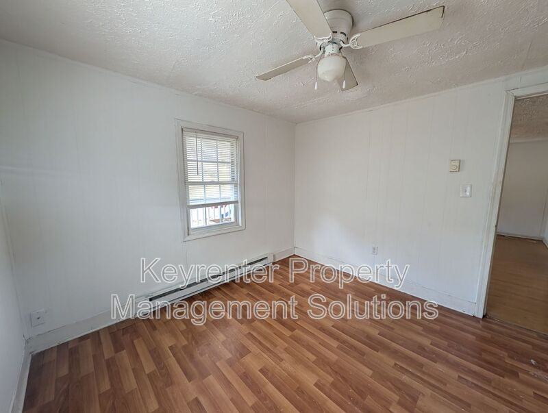 1005 Montgomery Ave - Photo 7 of 30