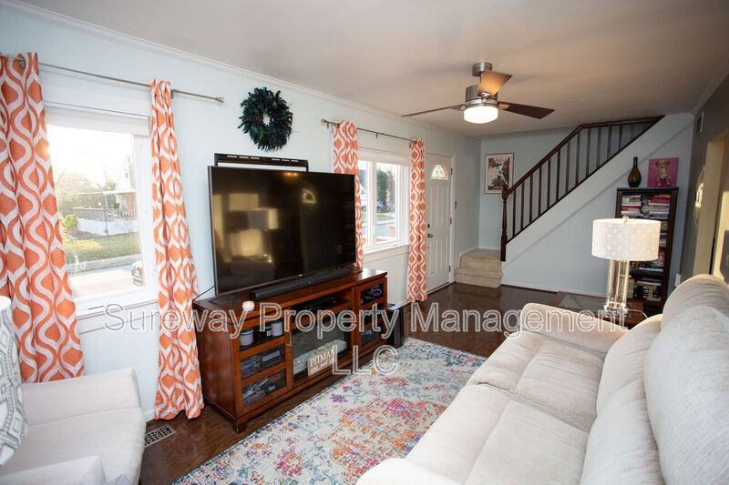 833 Lincoln Ave - Photo 3 of 20