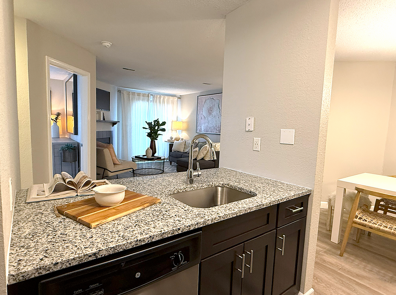 Metro on 5th - Photo 4 of 48