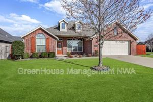 featured image of 4405 Sw Eggersway Pl