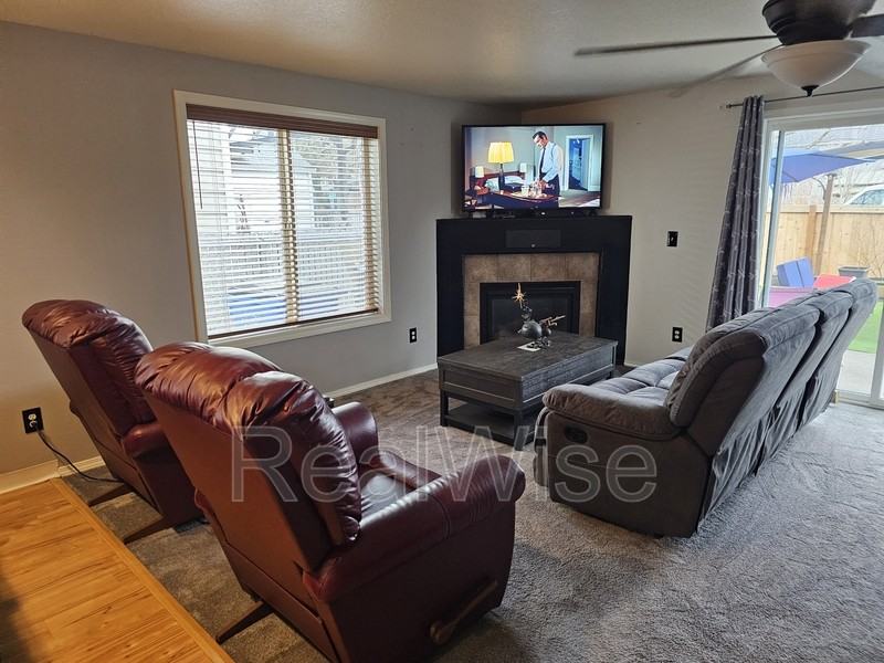 3109 Ne 118th Ave - Photo 3 of 17