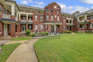 featured image of 306 S Cleveland St