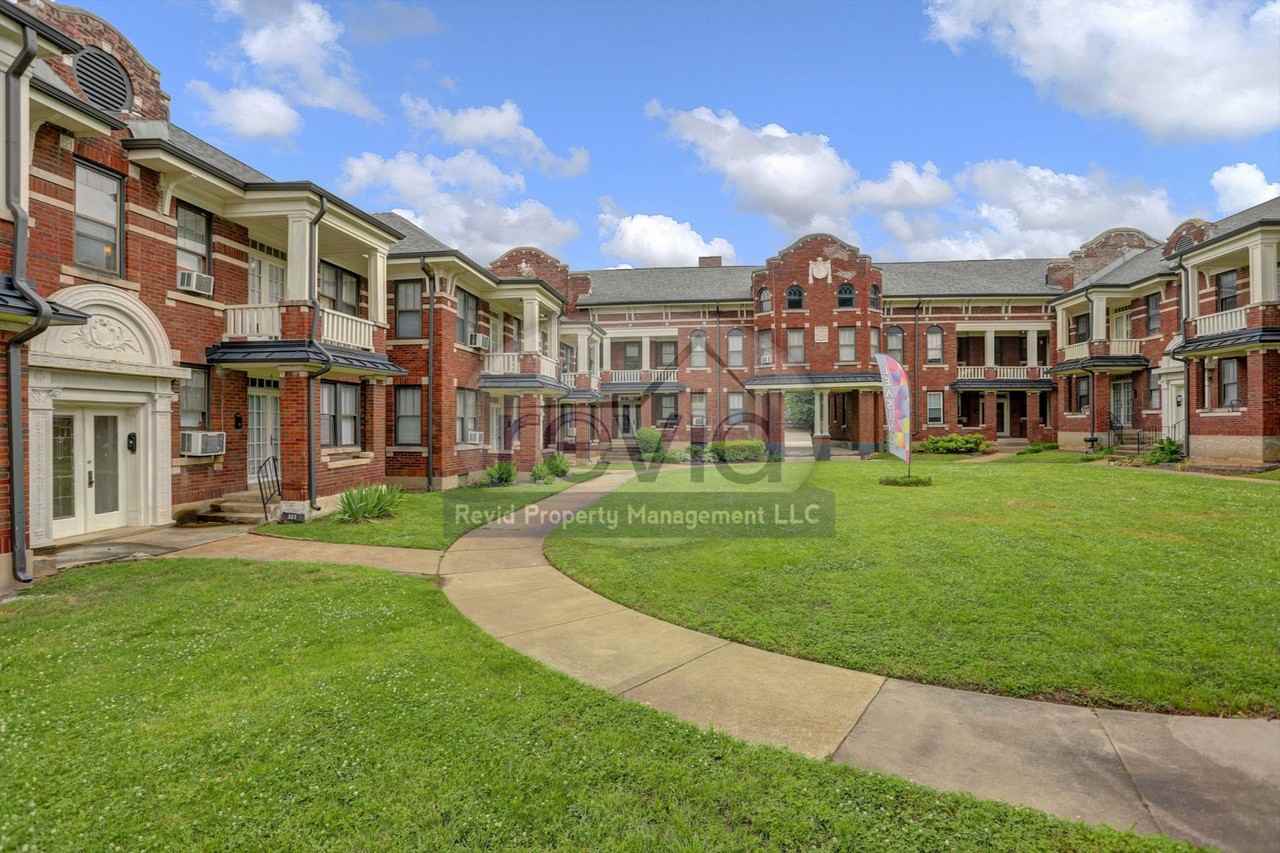 The Broadmoor Apartments - Photo 2 of 32