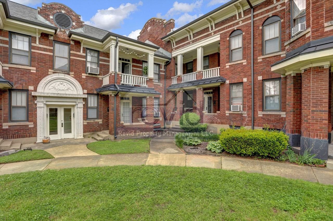 The Broadmoor Apartments - Photo 3 of 32