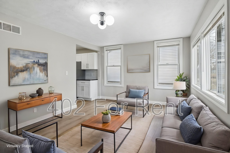 3111 S 40th St - Photo 4 of 30